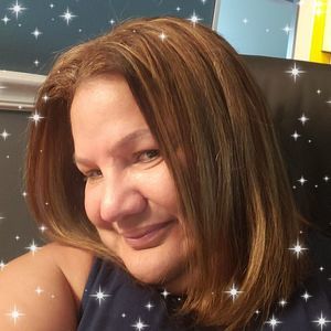 Meet your Posher, Yvette